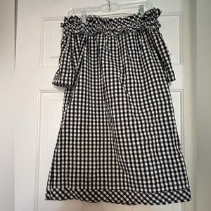 Vineyard Vines Black and White Gingham Off the Shoulder Dress in size medium